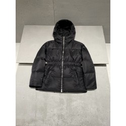 프라다 Prada 다운재킷