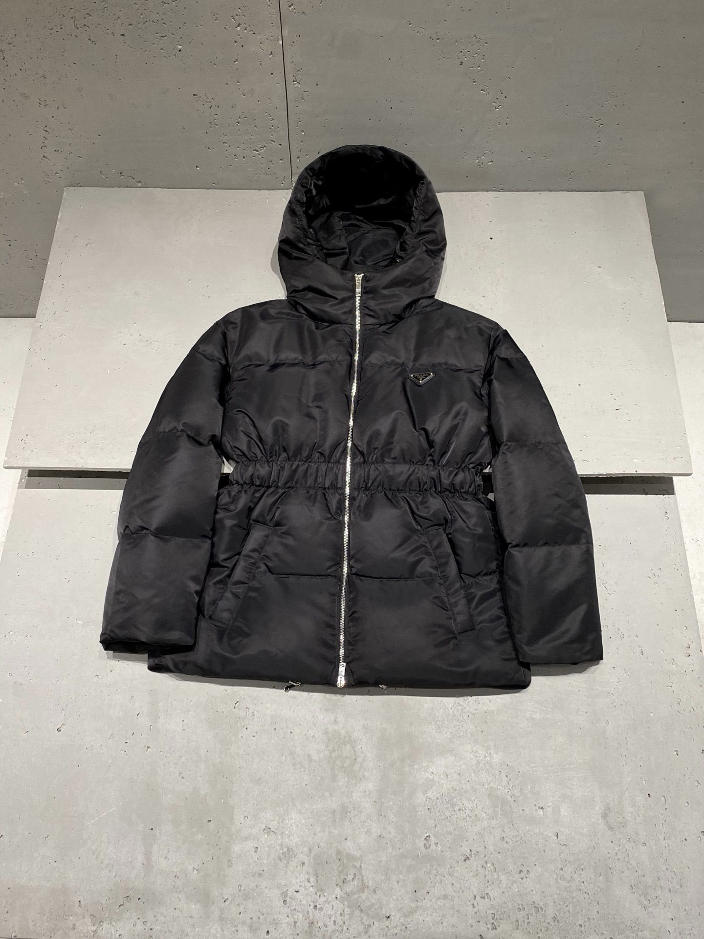 프라다 Prada 다운재킷