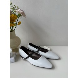 브루넬로 쿠치넬리 Brunello Cucineli 플랫