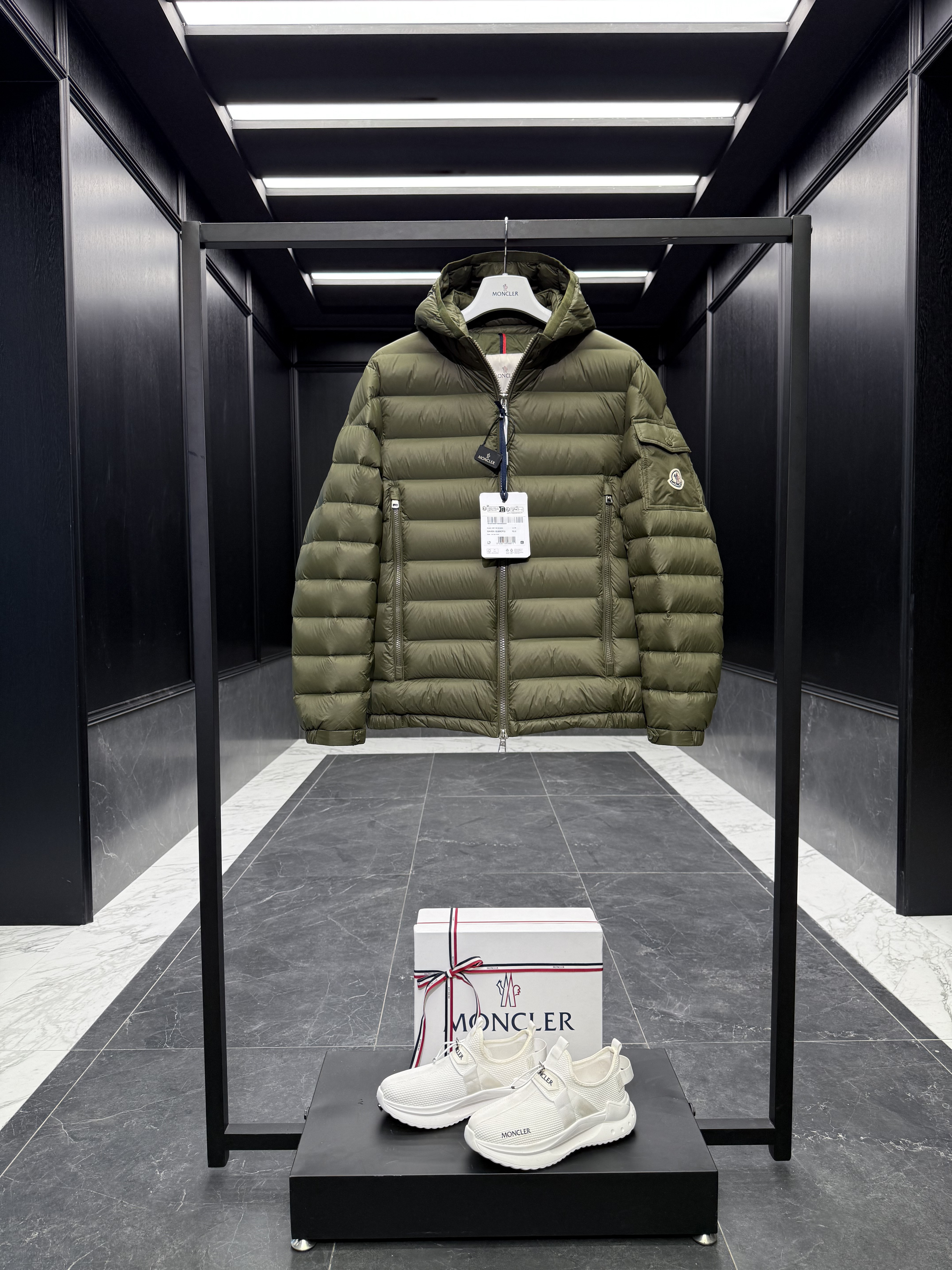 몽클레어 Moncler Galion 다운재킷
