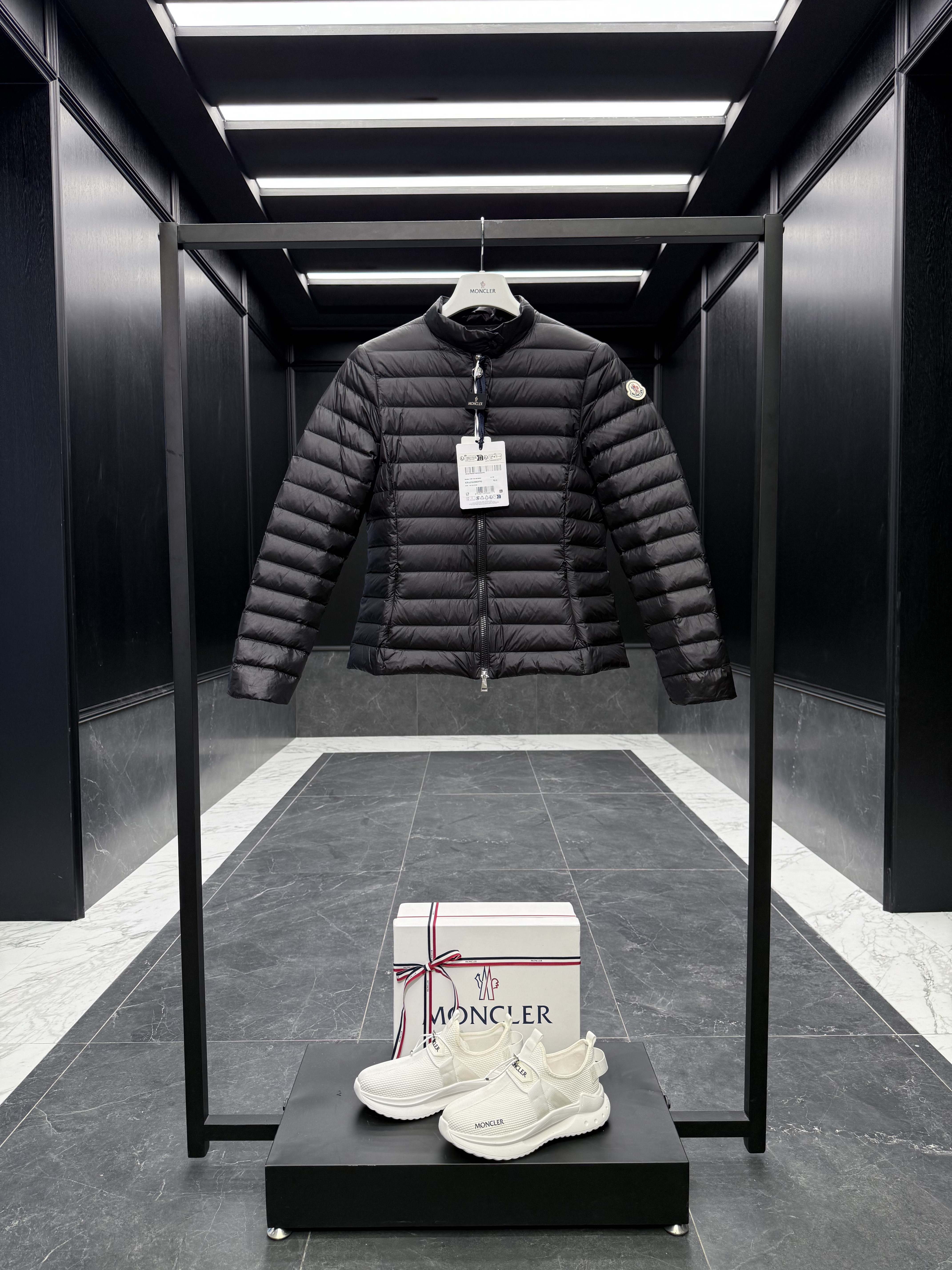 몽클레어 Moncler Lgelle 다운재킷
