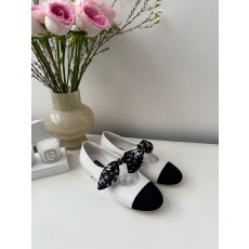 샤넬 CHANEL 25ss 플랫 White