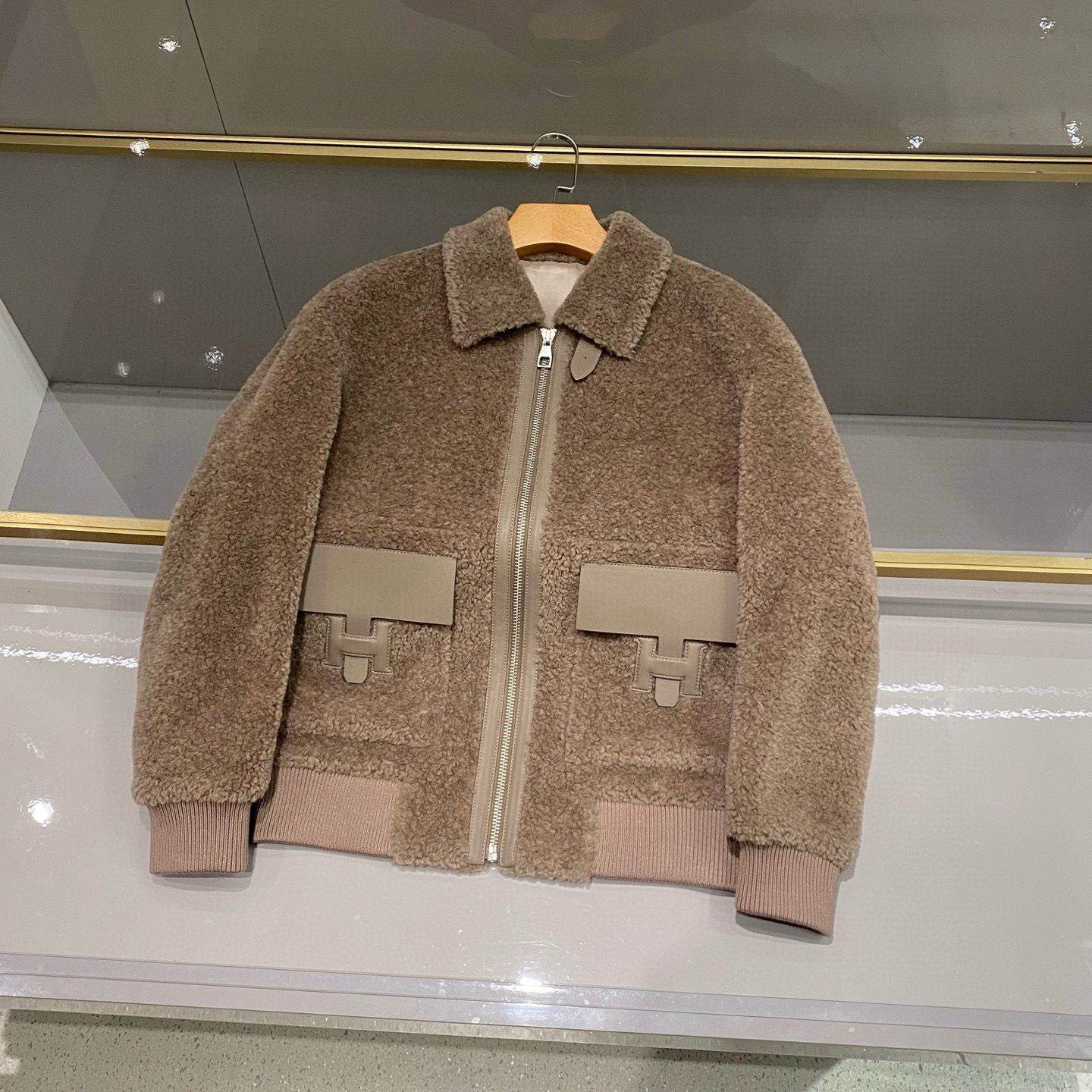 에르메스 Hermes 레더 패딩