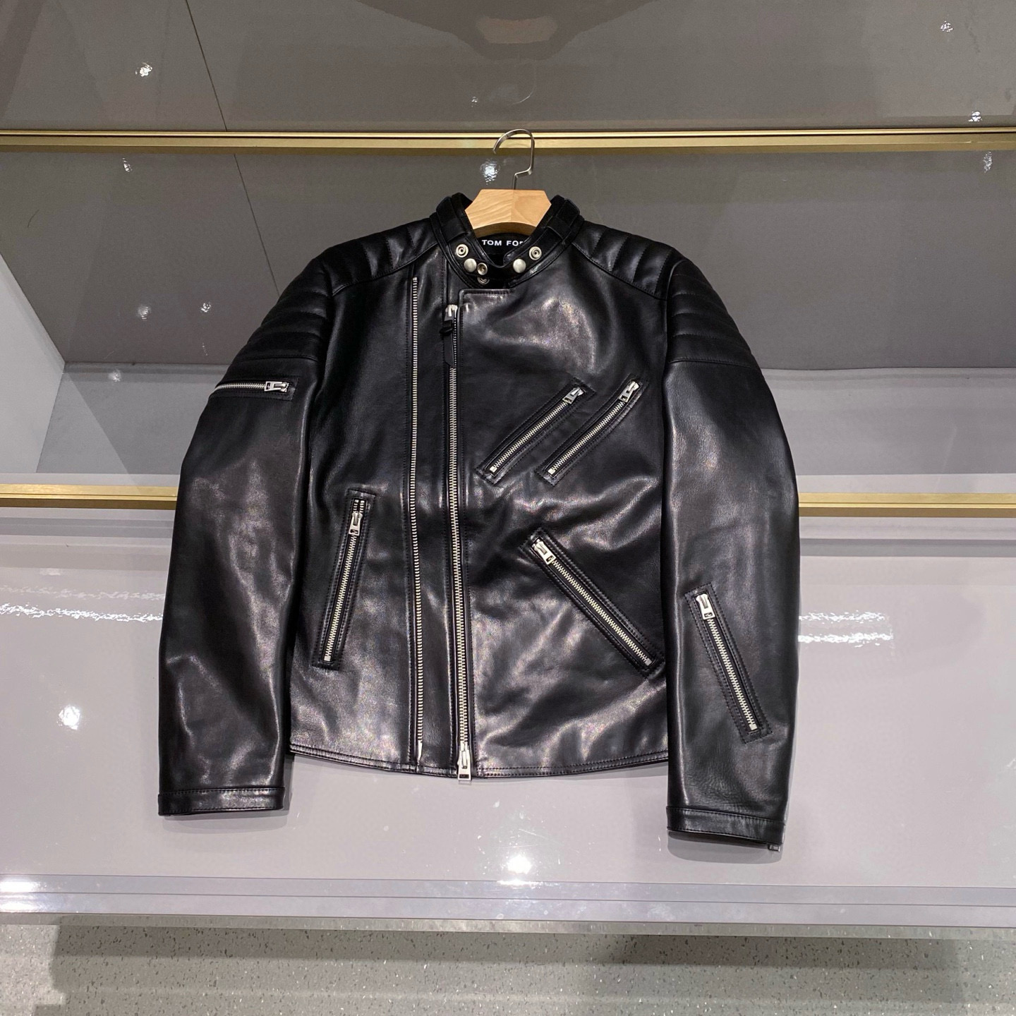 톰 포드 Tom Ford 레더 재킷