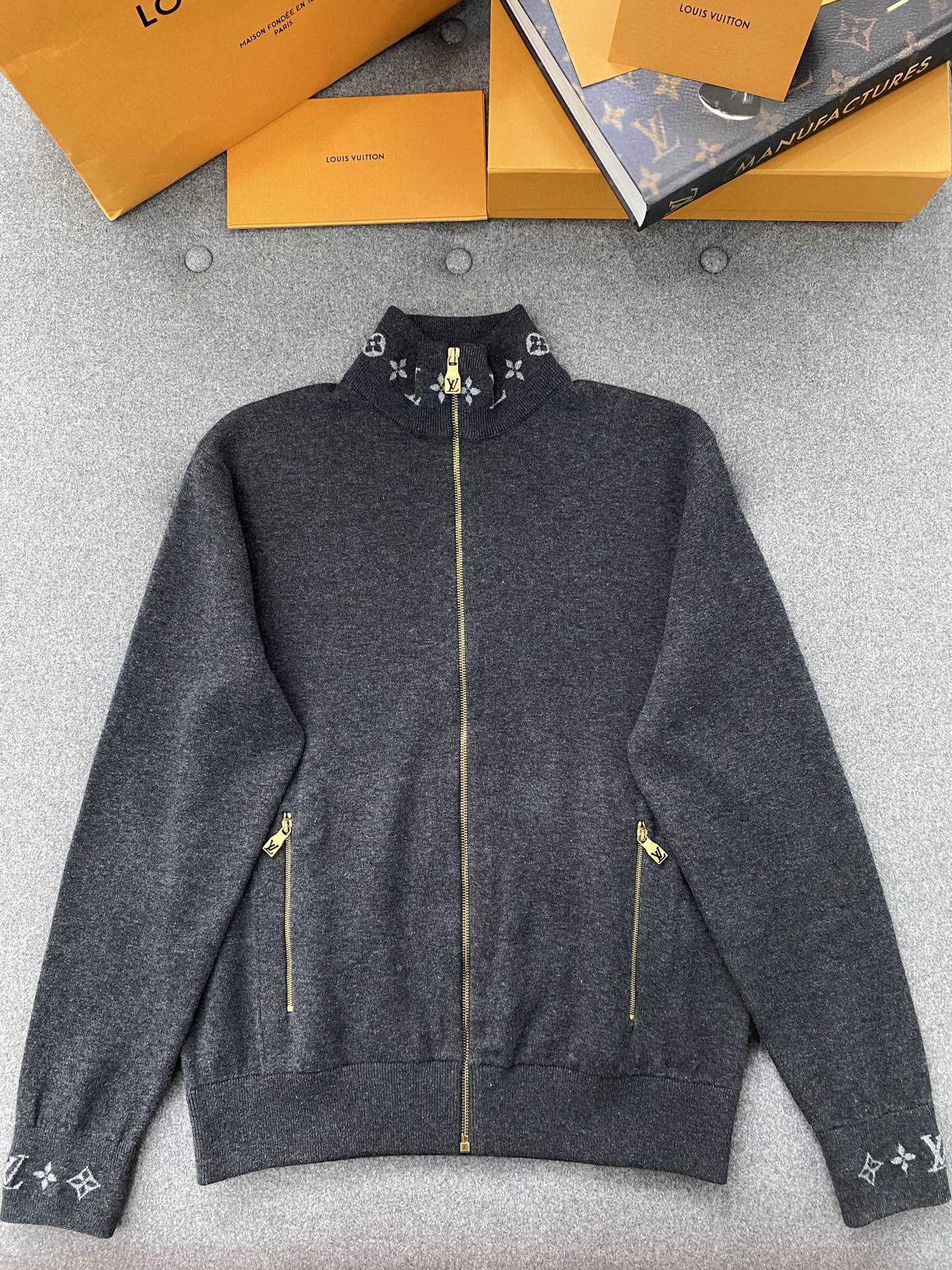 루이비통 Louis Vuitton 재킷