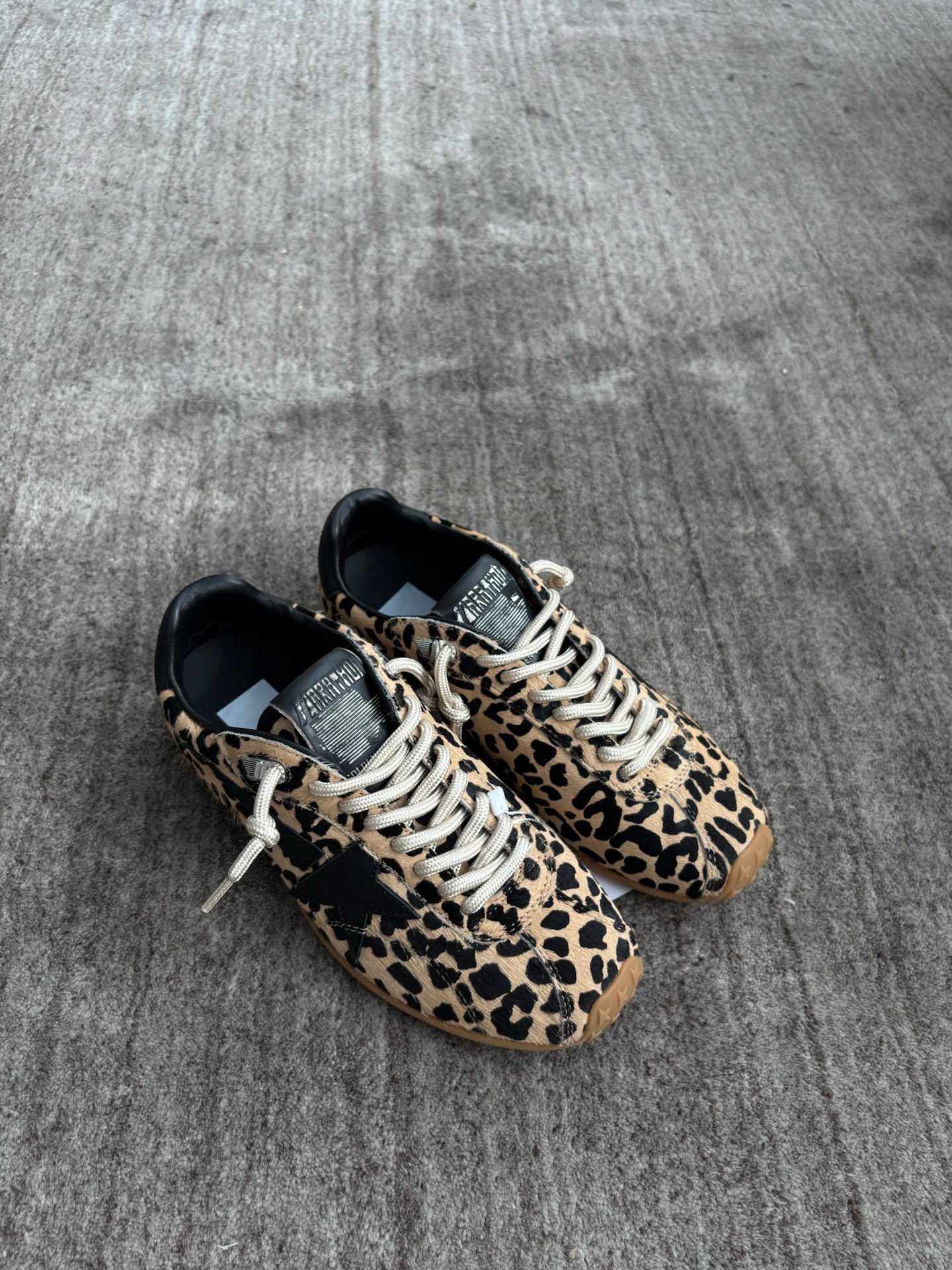 골든구스 Golden Goose 스니커즈