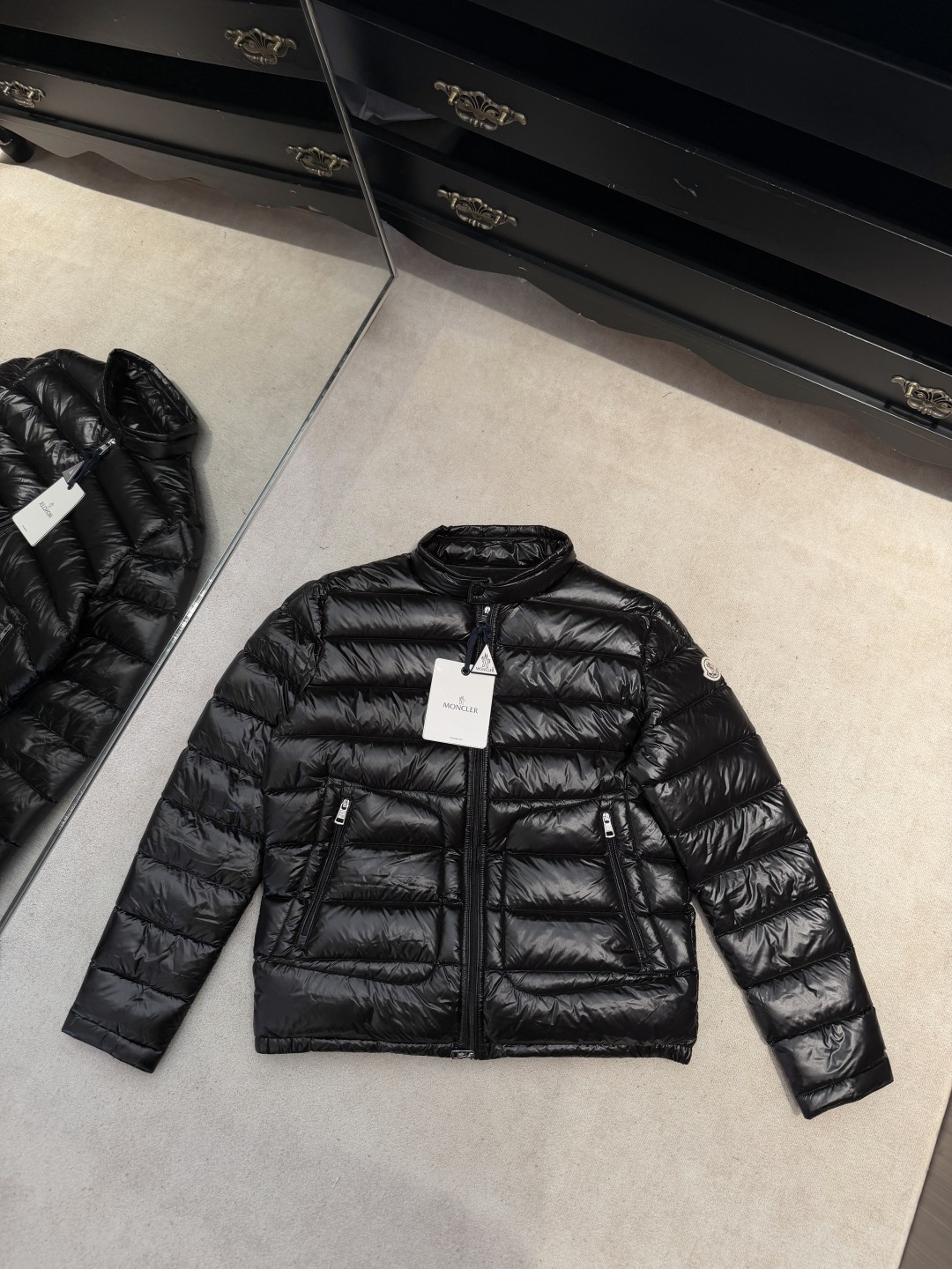 몽클레어 Moncler Acorus 다운재킷