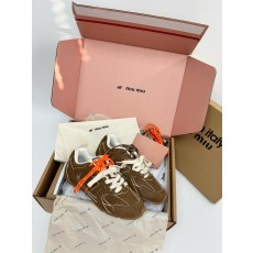 미우 미우 Miu Miu X New Balance 스니커즈