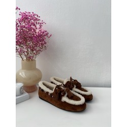 미우 미우 Miu Miu 스니커즈