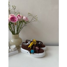 미우 미우 Miu Miu 스니커즈