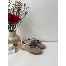 미우 미우 Miu Miu 스니커즈