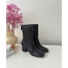 미우 미우 Miu Miu 앵클 부츠 Black