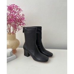 미우 미우 Miu Miu 앵클 부츠 Black