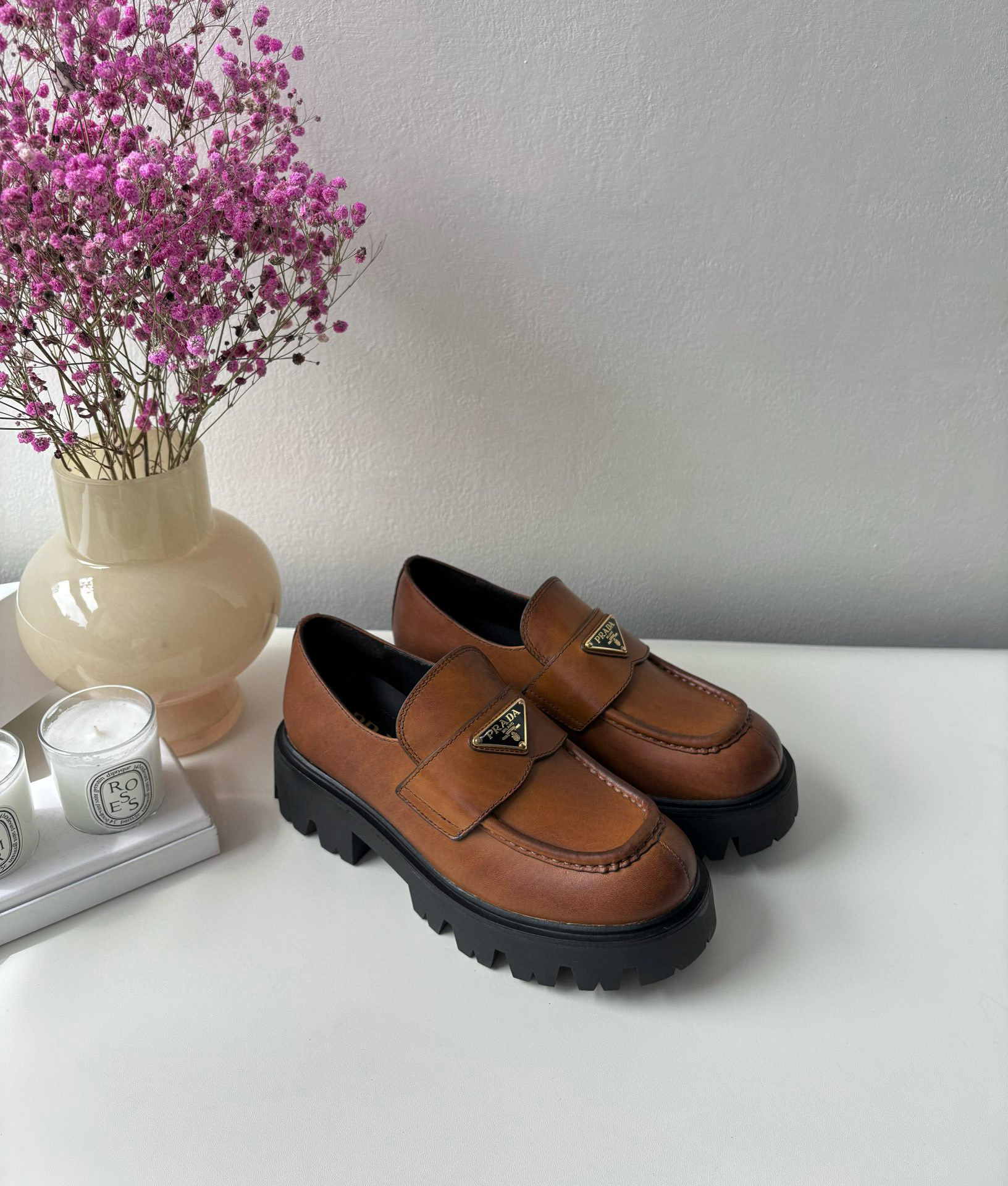 프라다 Prada 로퍼 슈즈