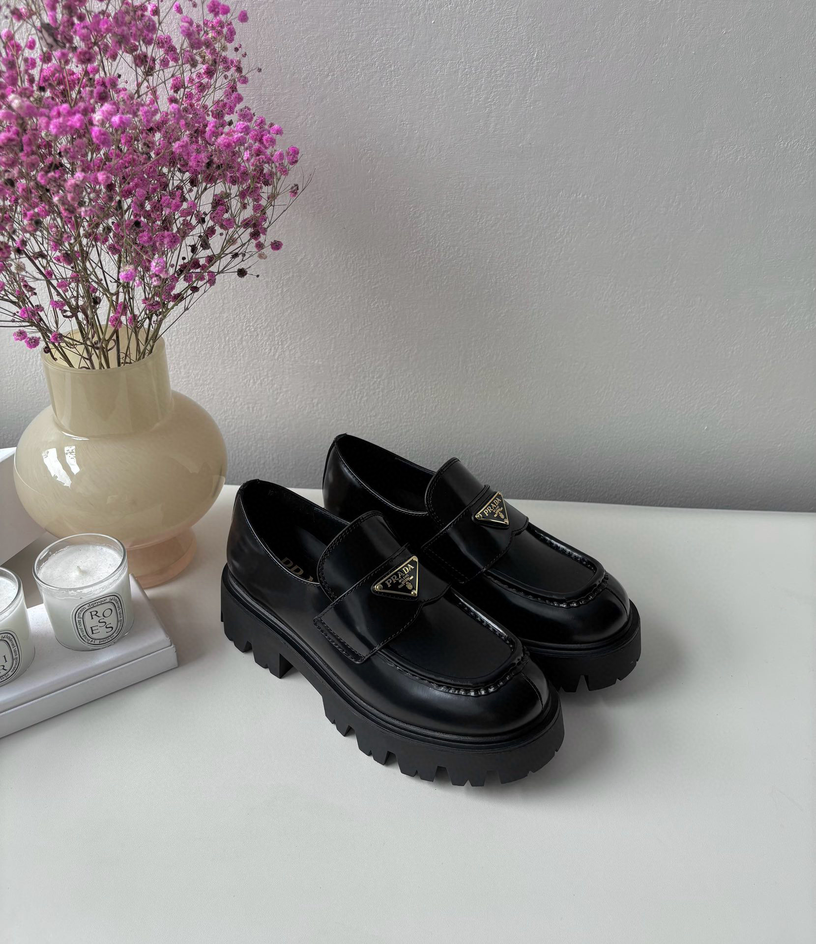 프라다 Prada 로퍼 슈즈