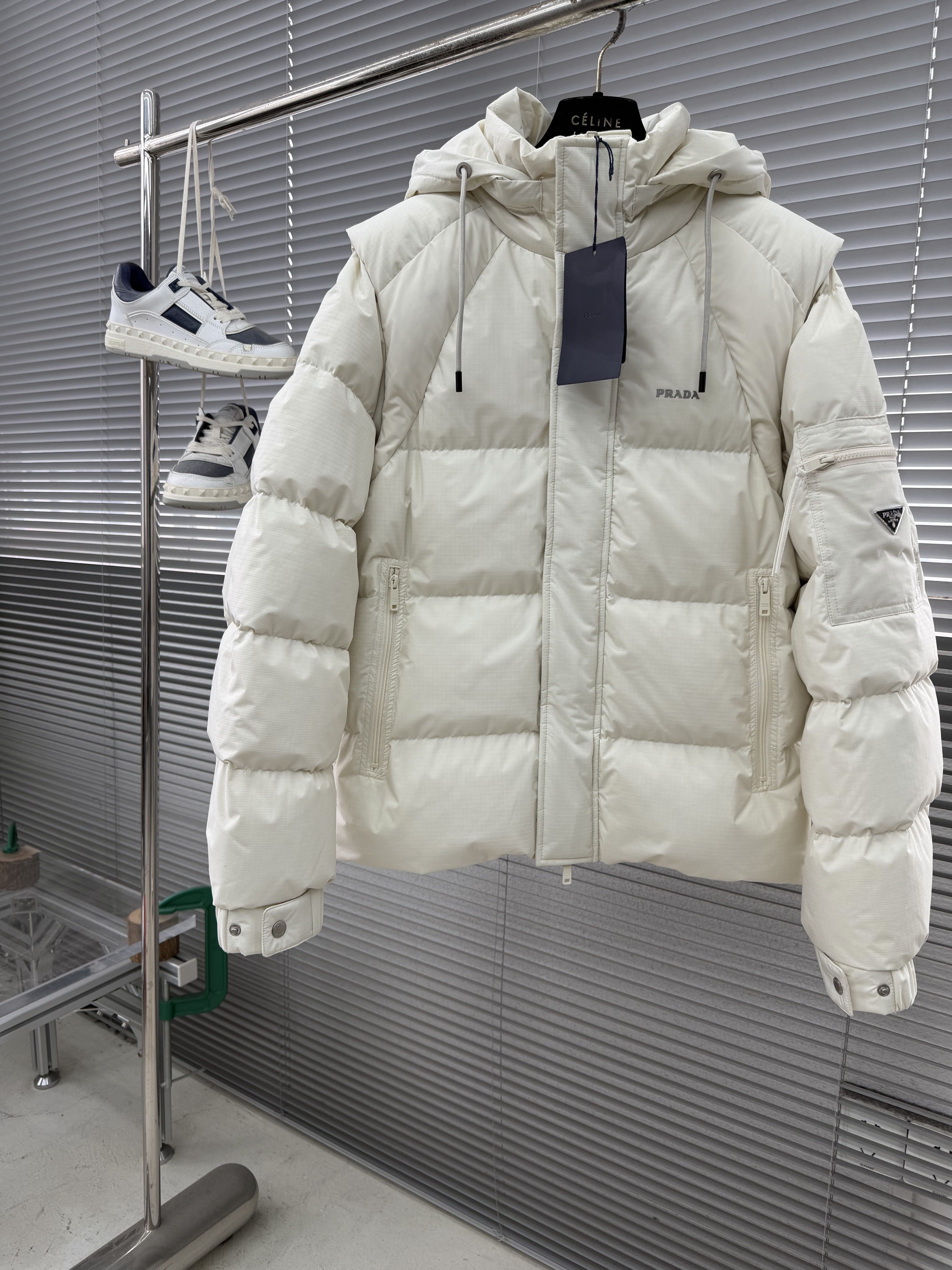 프라다 Prada 다운재킷