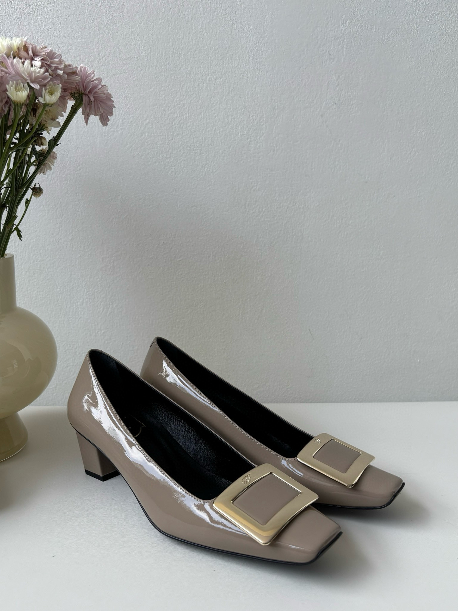 로저비비에 Roger Vivier 하이힐