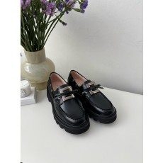 로저비비에 Roger Vivier 로퍼 슈즈