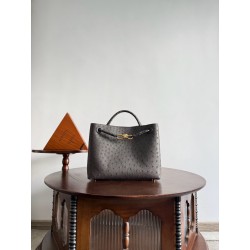 보테가베네타 Bottega Veneta 817805 Andiamo 32cm