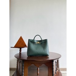 보테가베네타 Bottega Veneta 817805 Andiamo 32cm