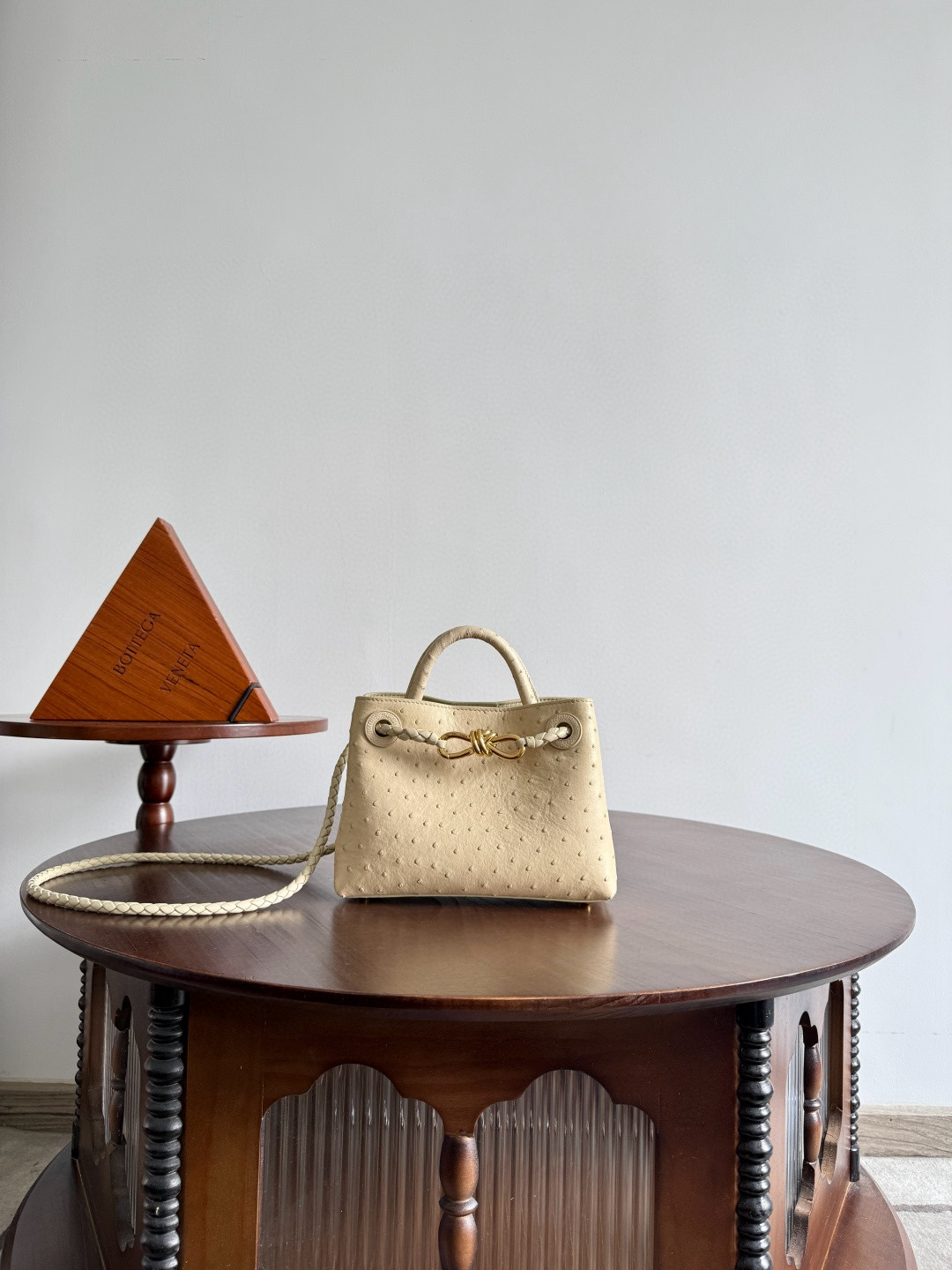 보테가베네타 Bottega Veneta 805232 Andiamo 20.5cm