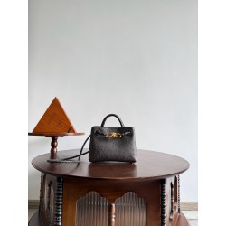 보테가베네타 Bottega Veneta 805232 Andiamo 20.5cm