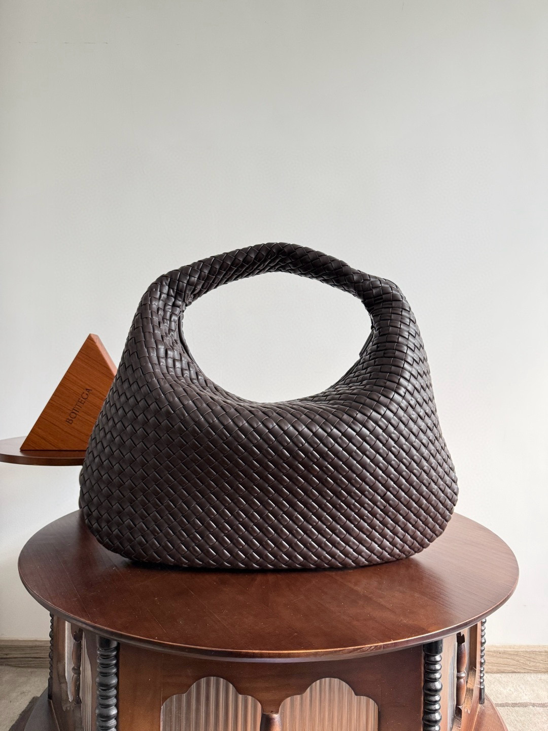 보테가베네타 Bottega Veneta 856739 맥시 베네타 59cm