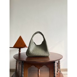 보테가 베네타 Bottega Veneta 844249 Campana 33cm
