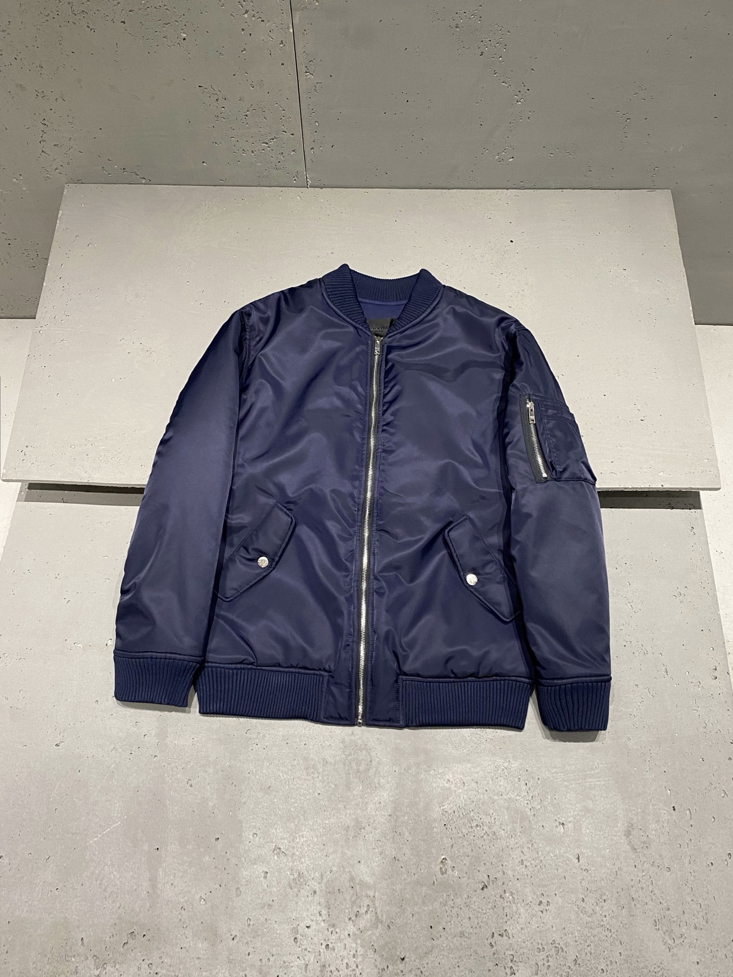 디올 Dior Milano 패딩