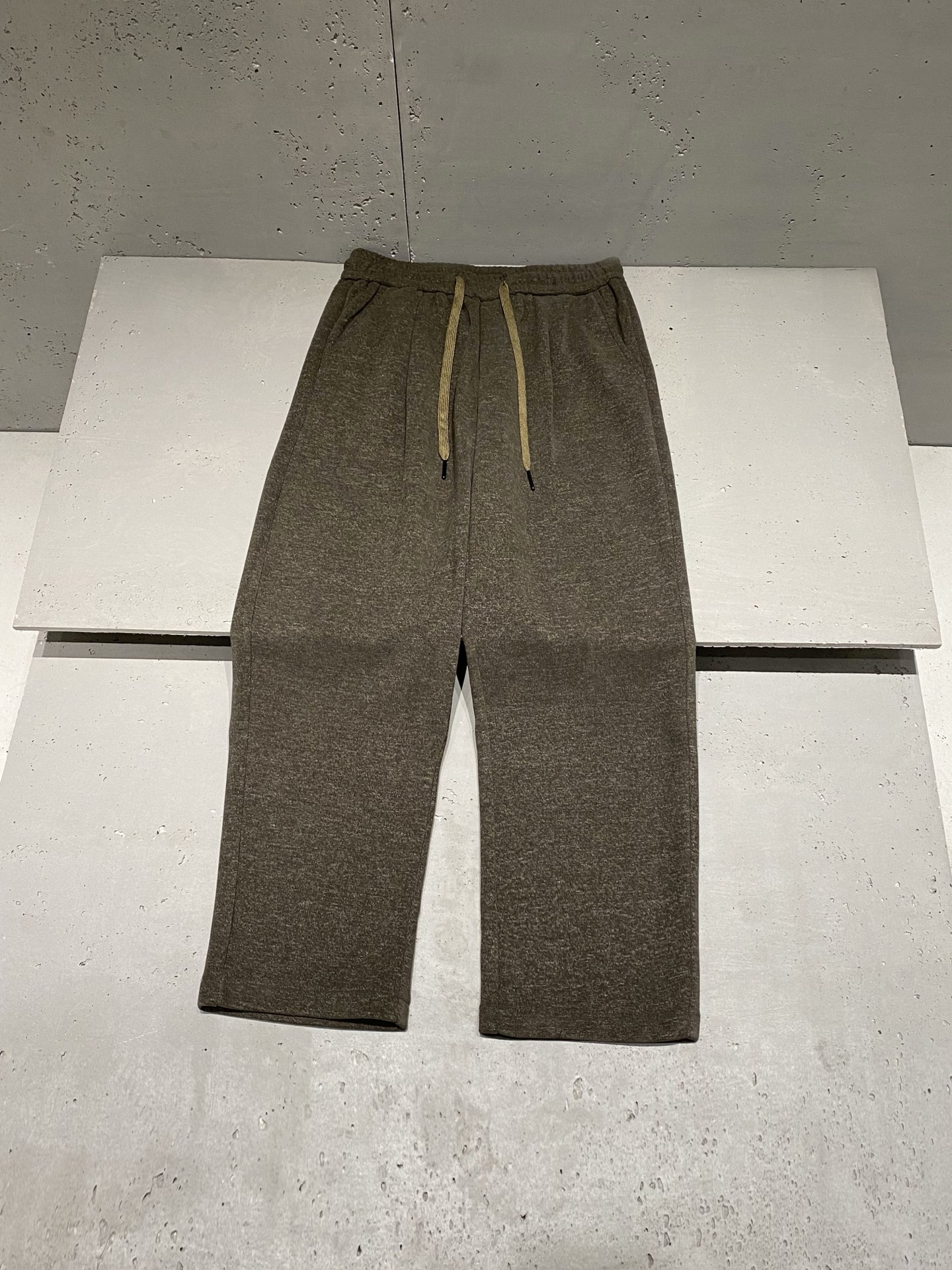 보테가베네타 Bottega Veneta 바지