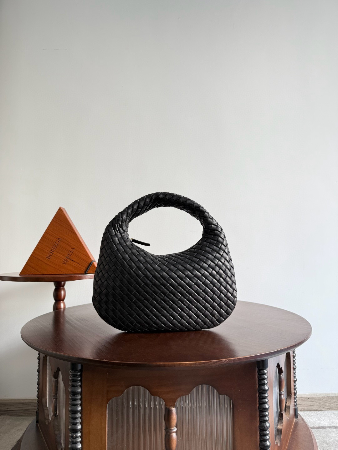 보테가베네타 Bottega Veneta 856736 Veneta 스몰 베네타 35cm