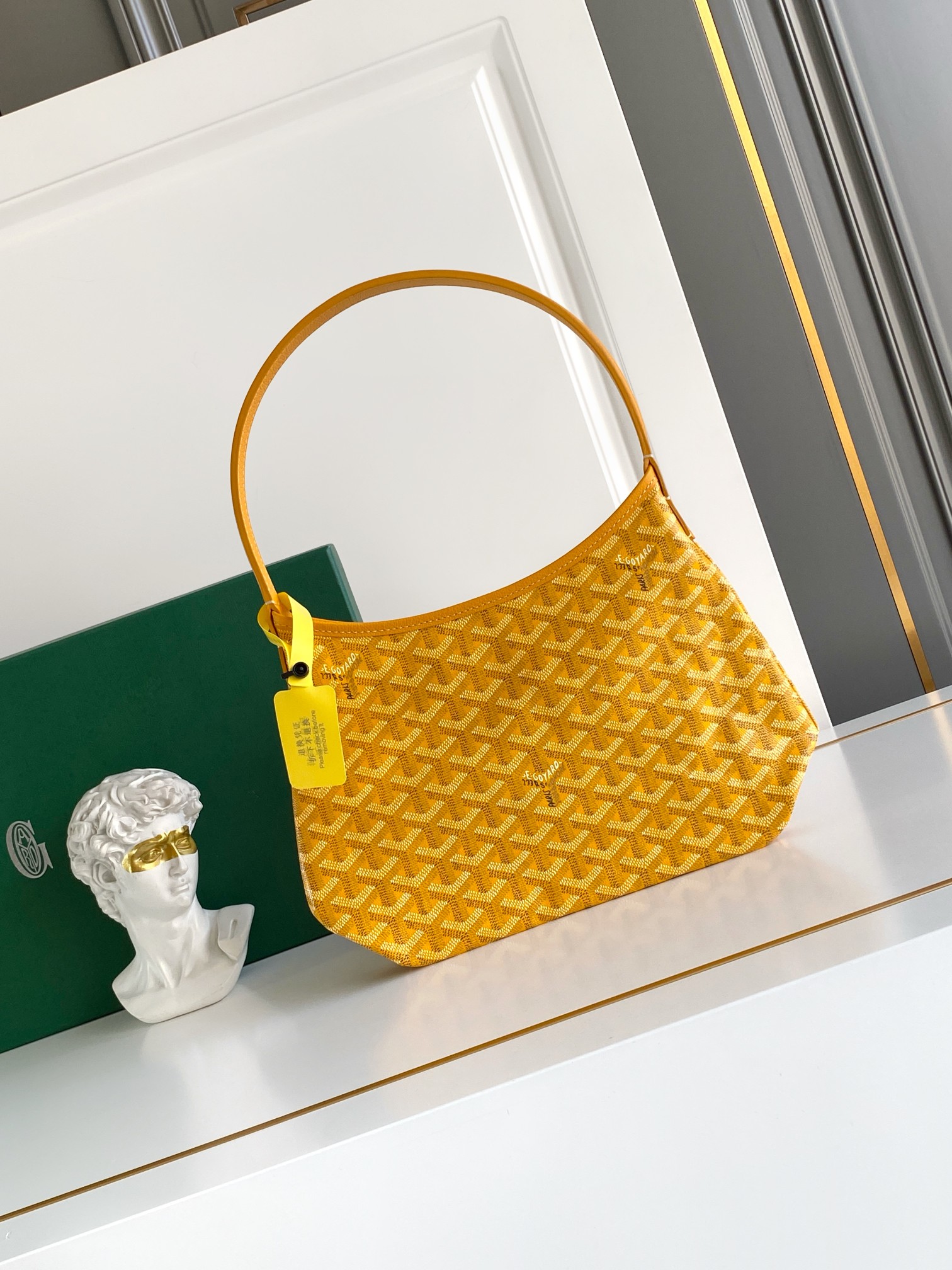 고야드 Goyard Mini Hobo Bag 26cm