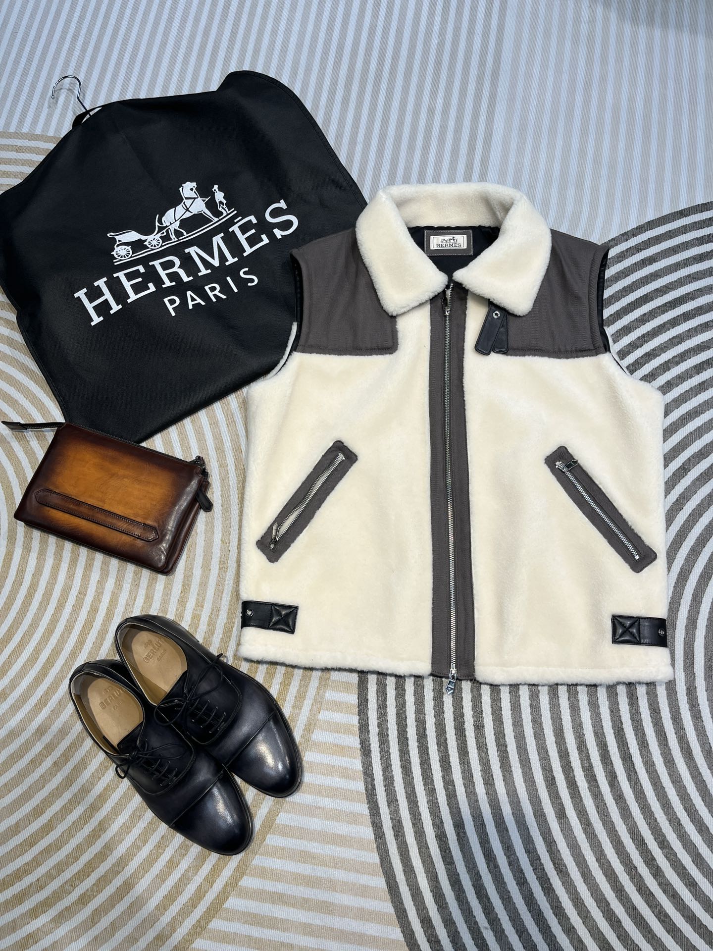 에르메스 Hermes 레더 조끼