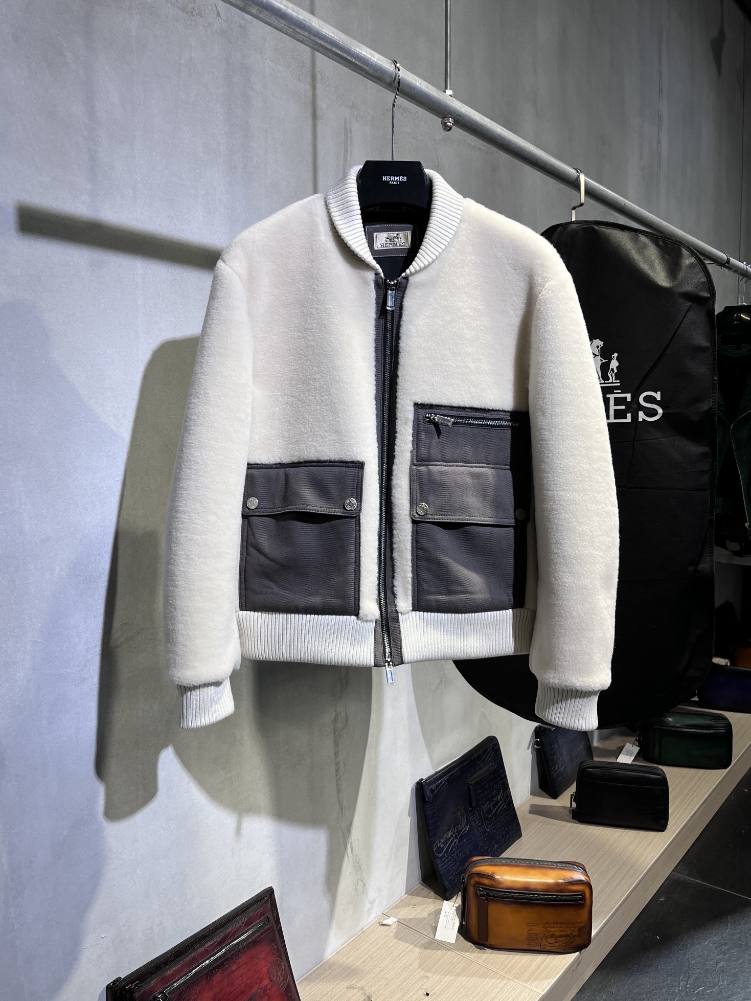 에르메스 Hermes 레더 재킷