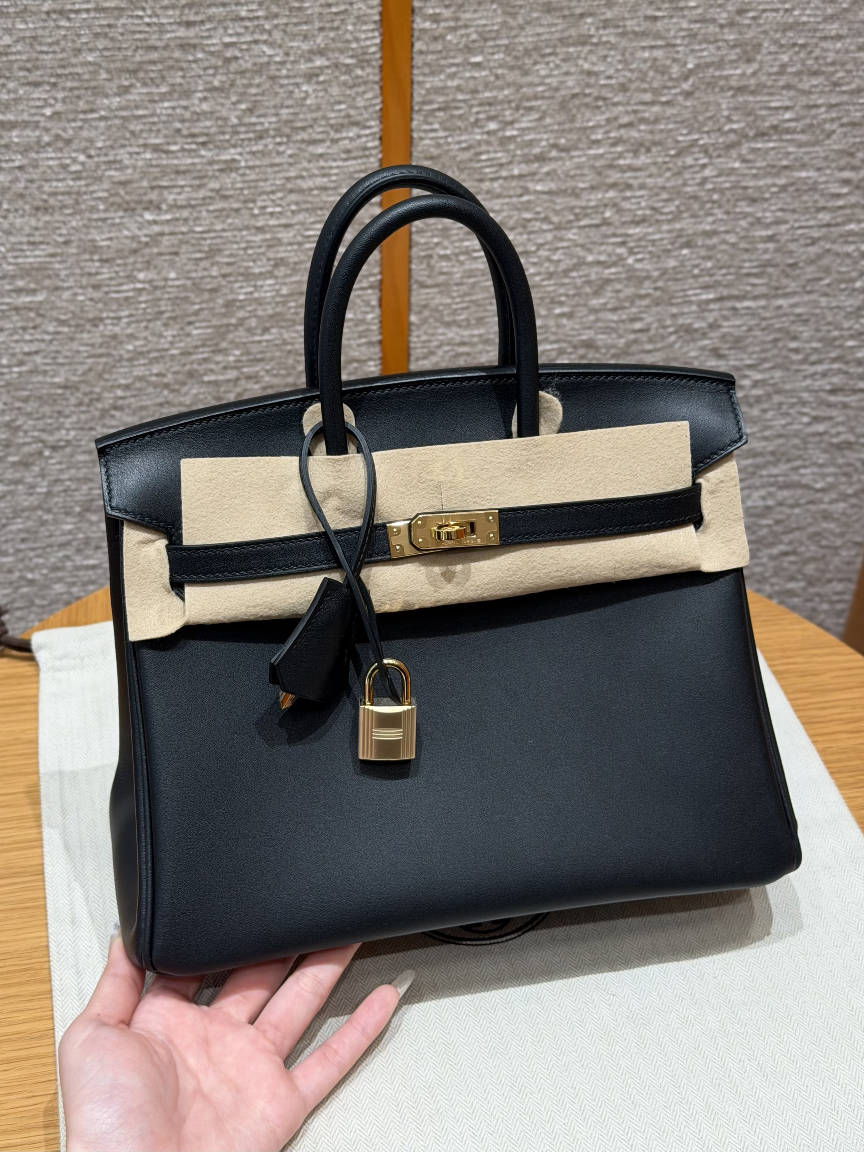 에르메스 Hermes Birkin 25cm Swift 89 Noir/gold
