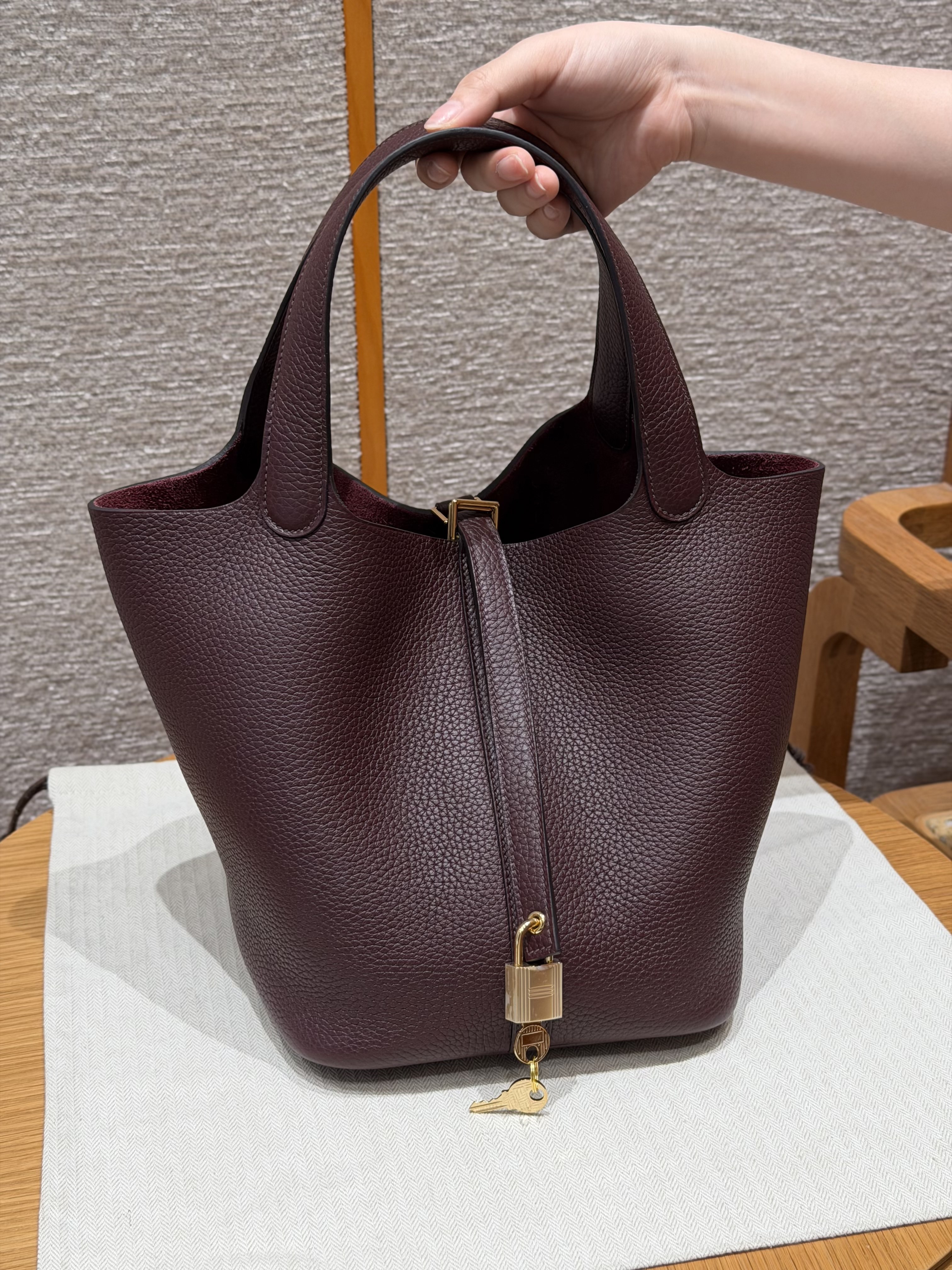 에르메스 Hermes Picotin lock 22cm clemence 0G Rouge seller/gold