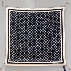 루이비통 Louis Vuitton 스커프 90×90cm