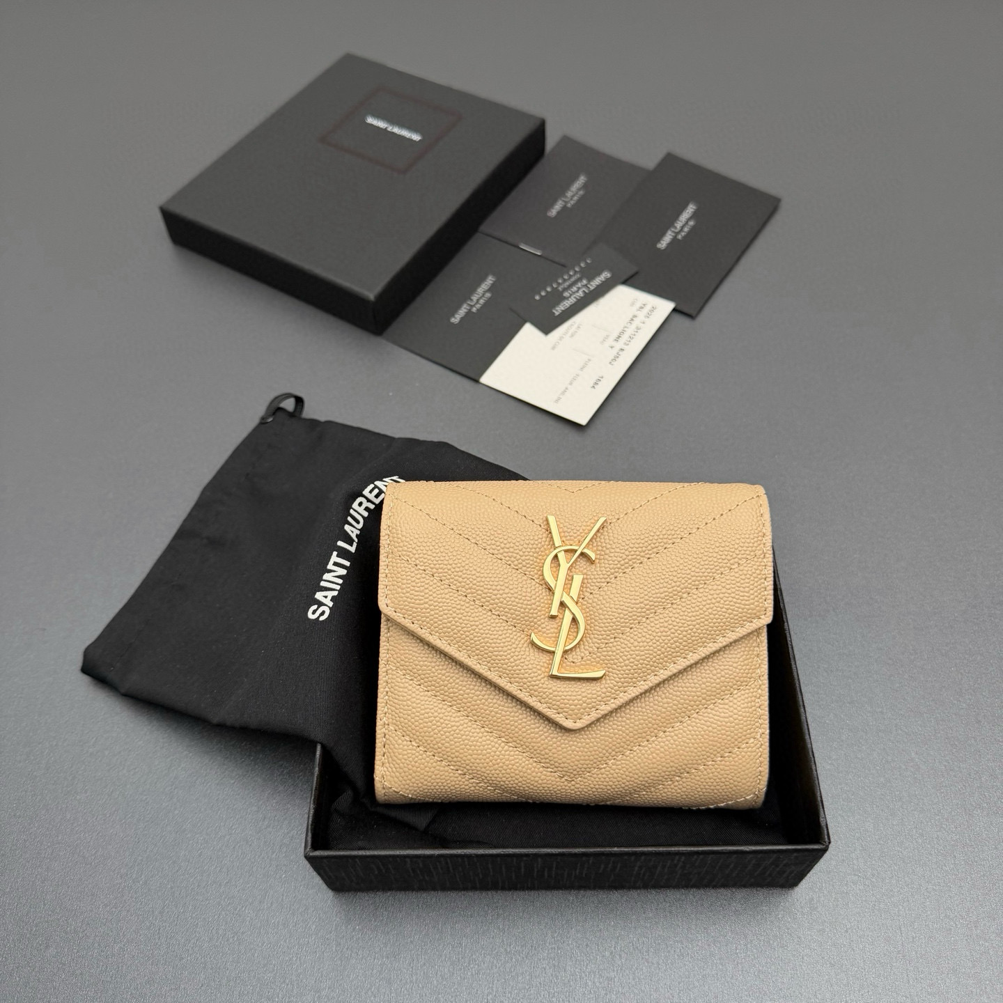 생로랑 Saint laurent 403943 MATELASSE 지갑 12.5CM
