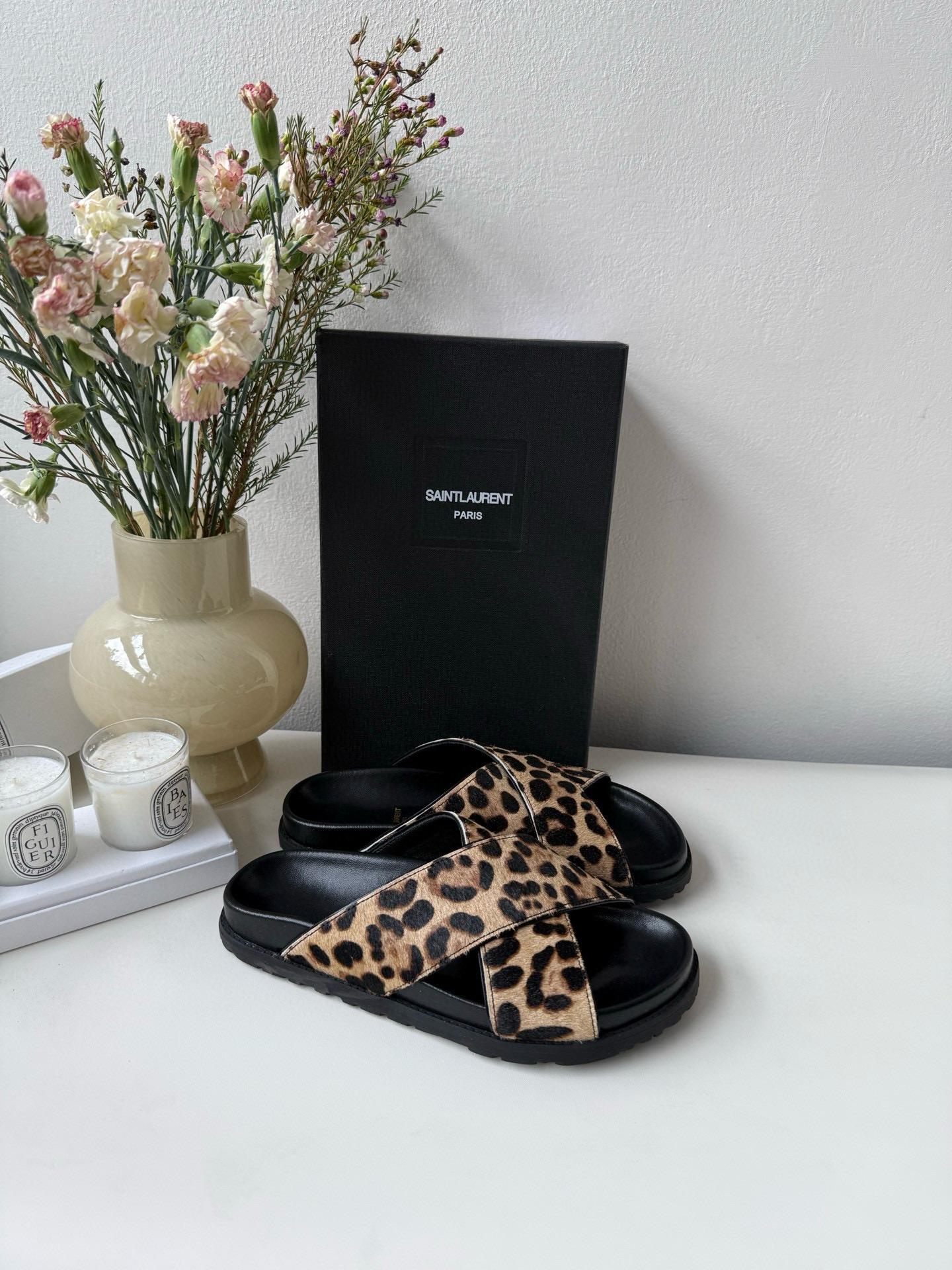 생로랑 Saint laurent 슬리퍼