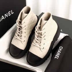 샤넬 CHANEL 24A 앵클 부츠 White