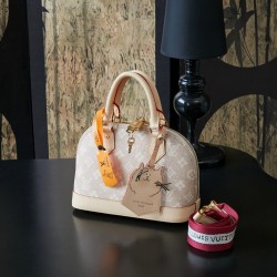 루이비통 Louis Vuitton M25728 Alma BB Meowgram Coated Canvas 23.5cm