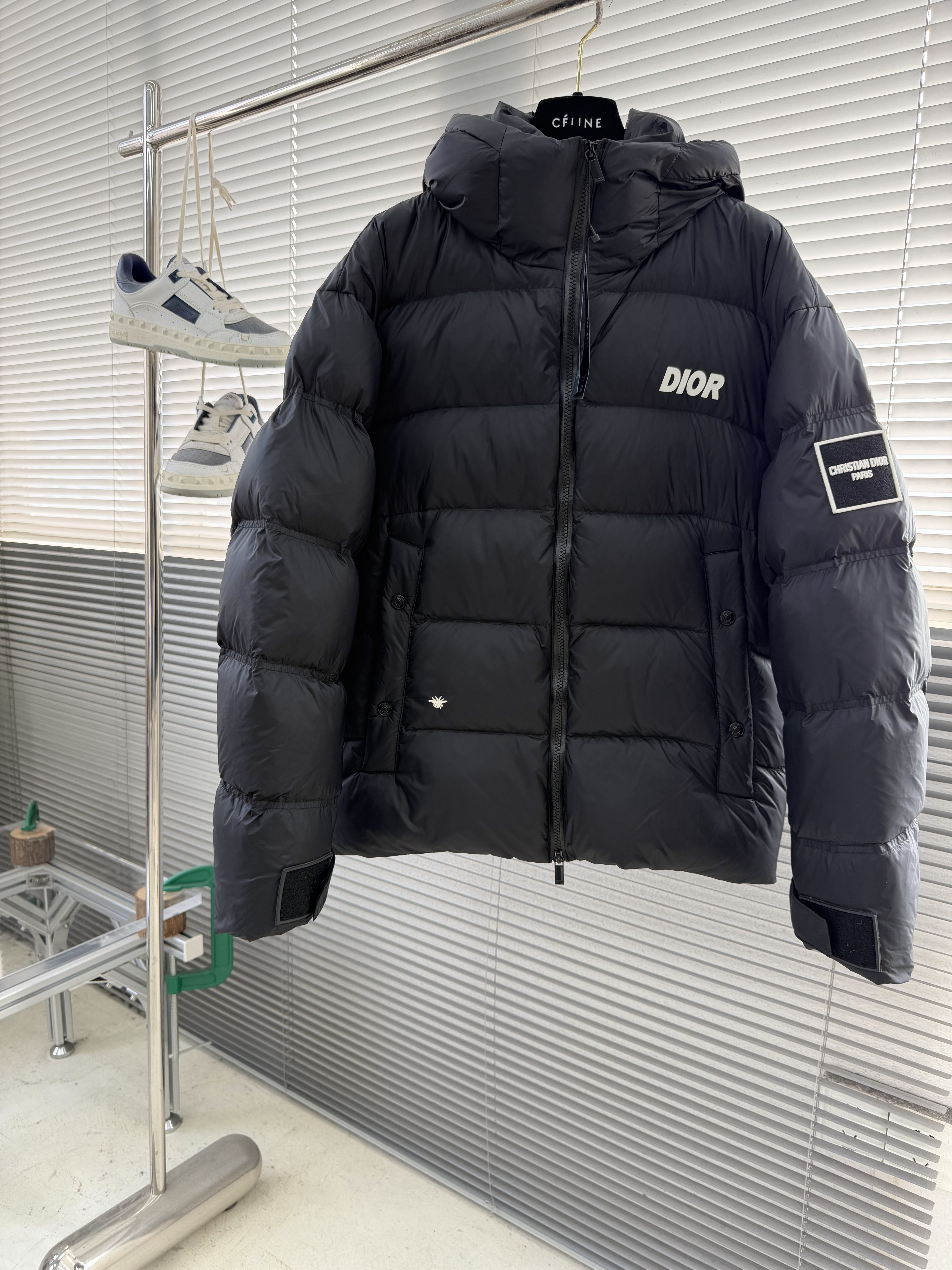 디올 Dior 다운재킷