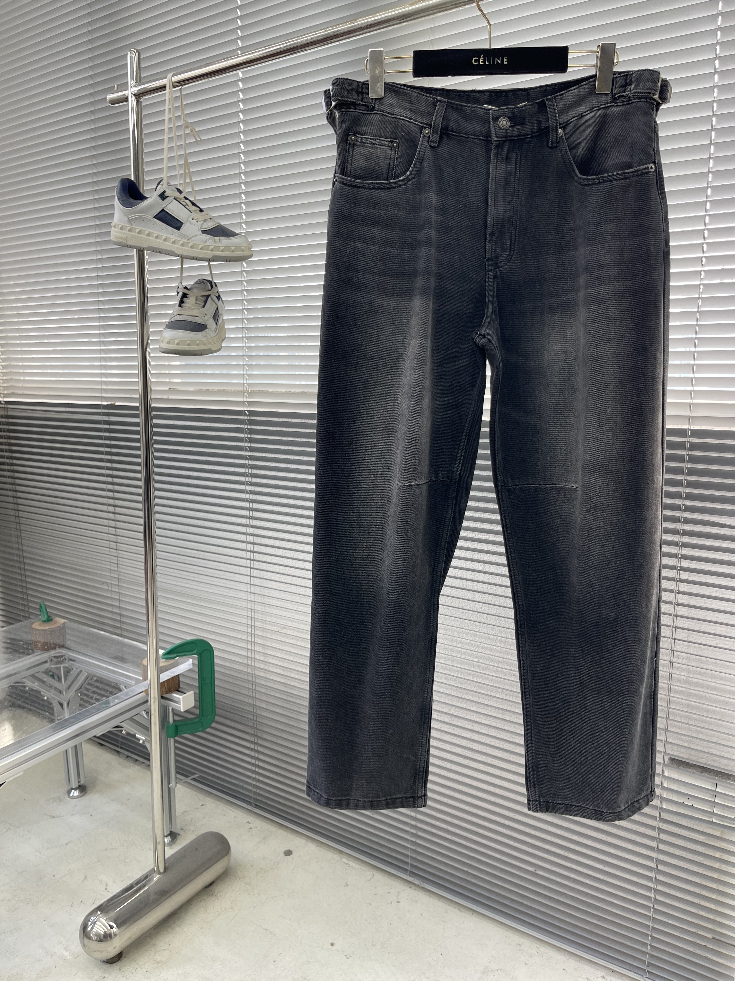 생로랑 Saint Laurent 청바지