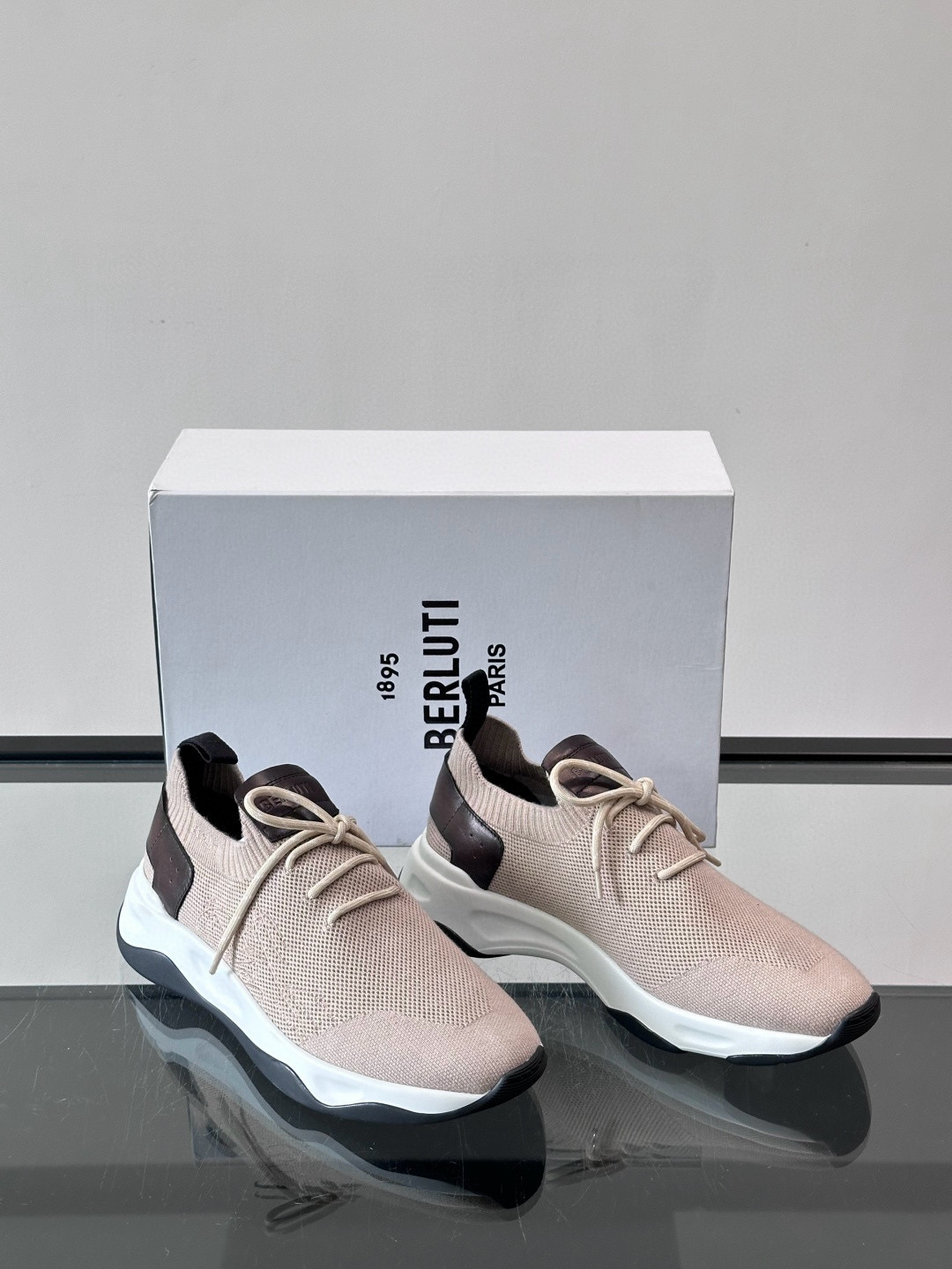 벨루티 Berluti Shadow 스니커즈