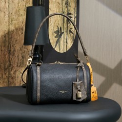 루이비통 Louis Vuitton M26039 Express PM Black 26cm