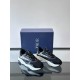 디올 Dior B22 스니커즈