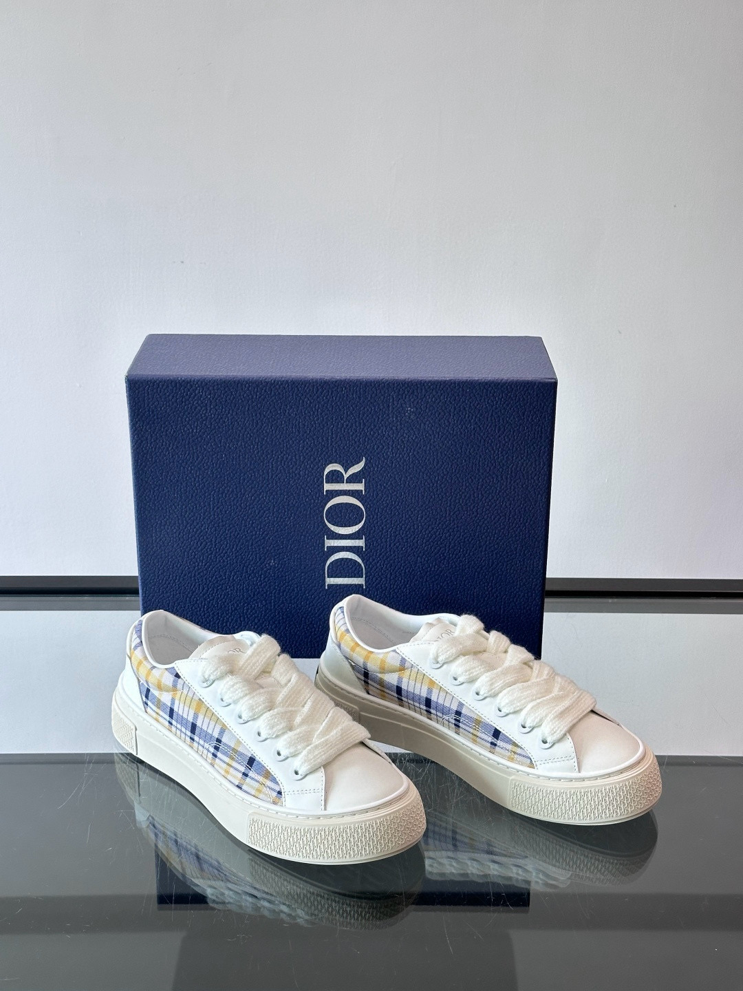 디올 Dior B33 Spin 스니커즈