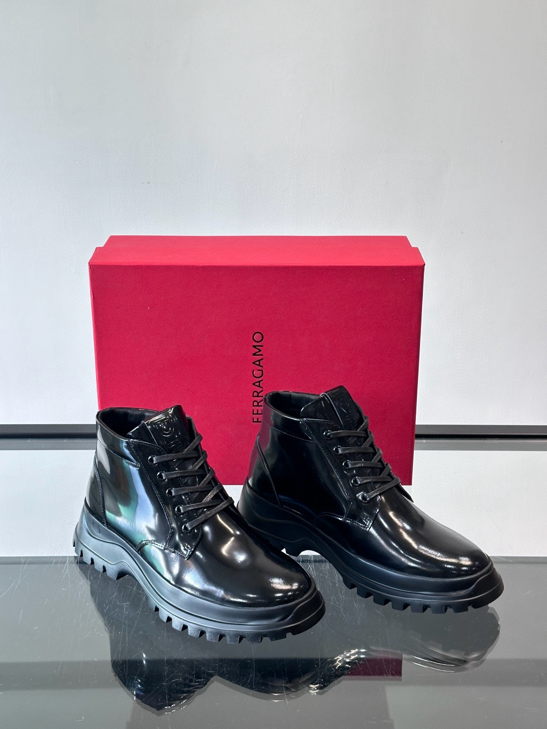 살바토레 페라가모 Salvatore Ferragamo 앵클 부츠