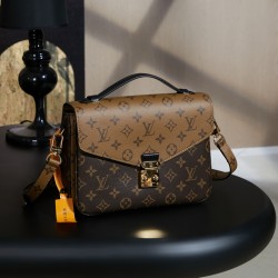 루이비통 Louis Vuitton M44876 Pochette Metis Monogram Reverse 25CM