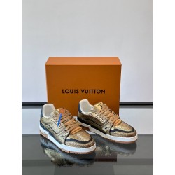 루이비통 Louis Vuitton Trainer 스니커즈 gold